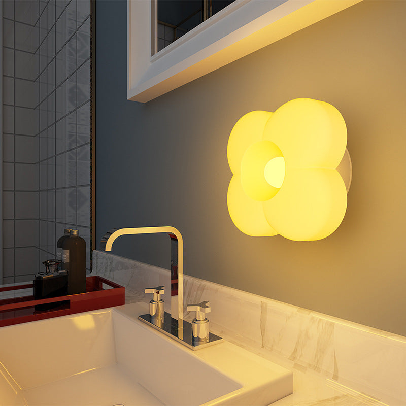 Newborn Baby Feeding Induction Lamp In Children's Confinement Bedroom