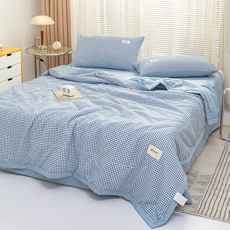 Machine Washable Printed Summer Quilt Four-piece Bedding Set