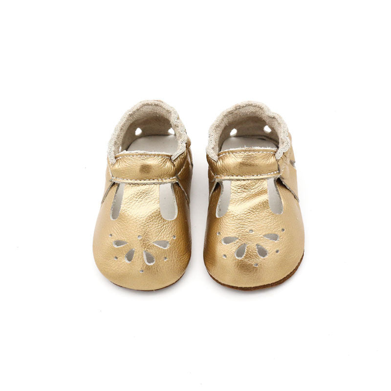 Cowhide baby shoes
