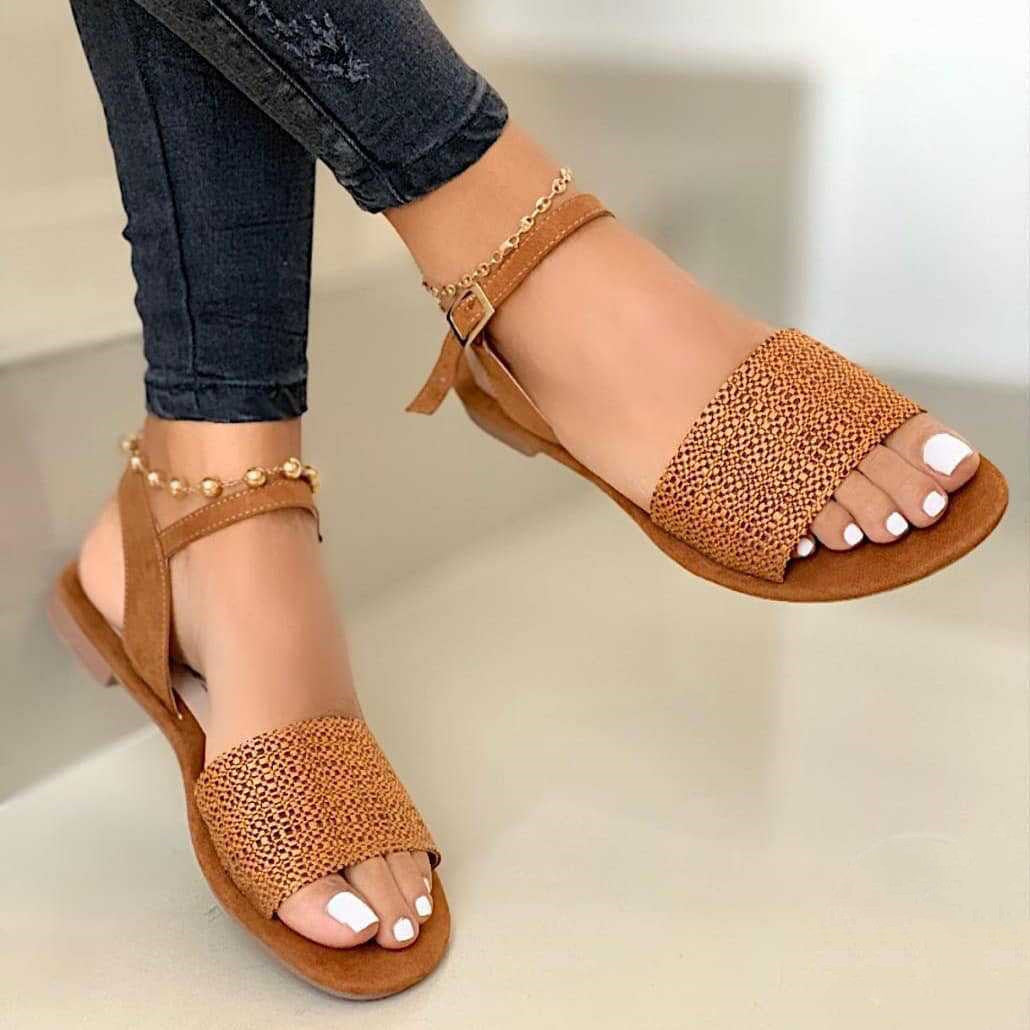 Women's Plus Size Buckle Casual Sandals
