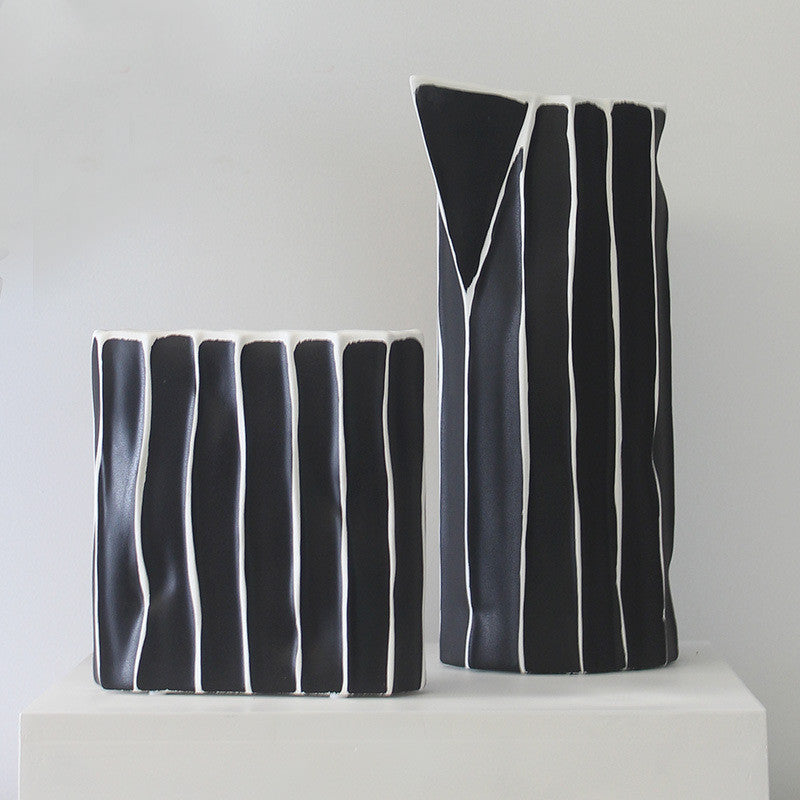 Hand Painted Black And White Striped Ceramic Vase Living Room Desktop Bookcase