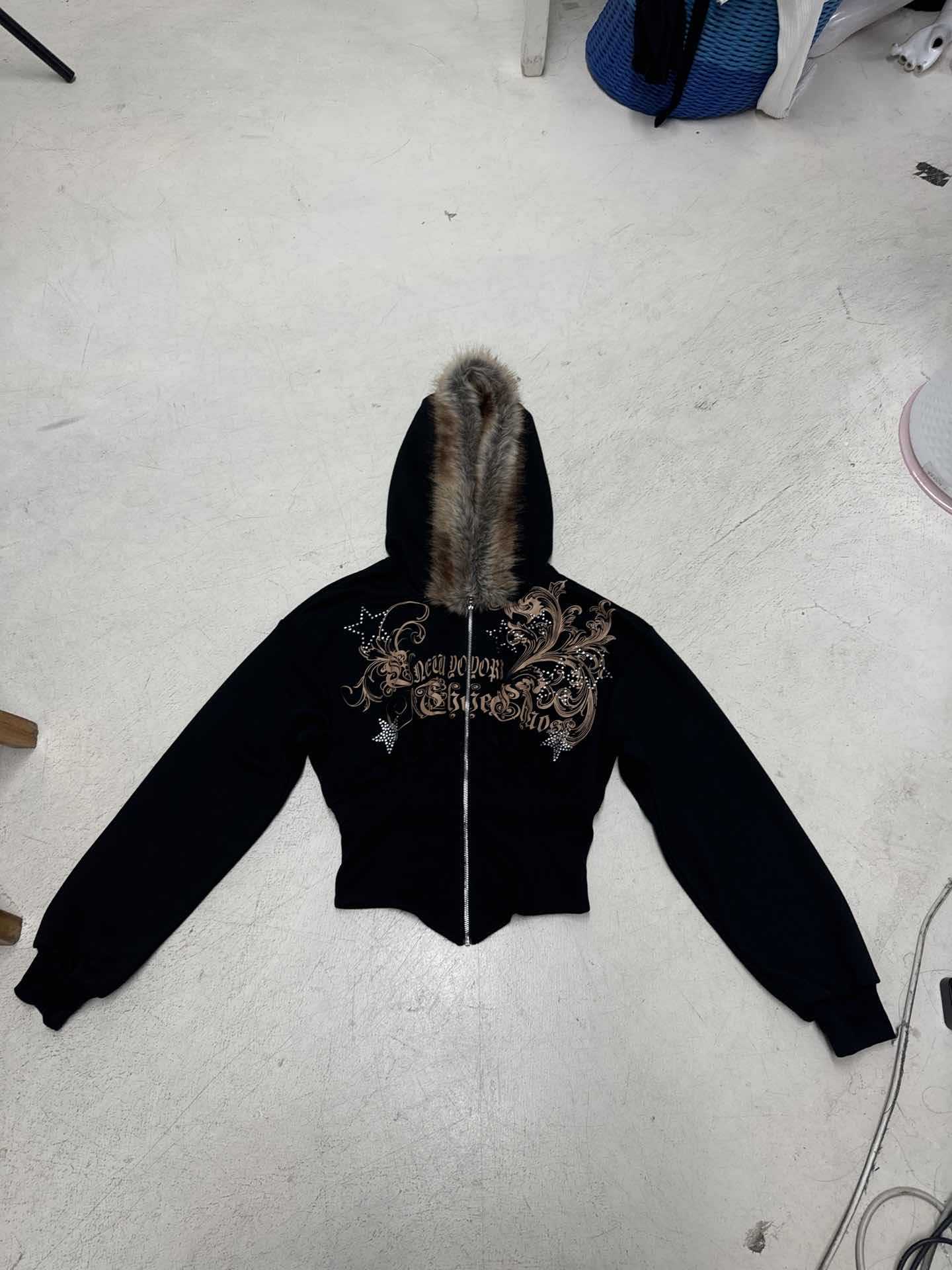 Dark Diamond Letter Print Fuzzy Collar Irregular Sweatshirt Casual Top