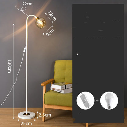 Simple And Luxurious Nordic Simple Vertical Table Lamp