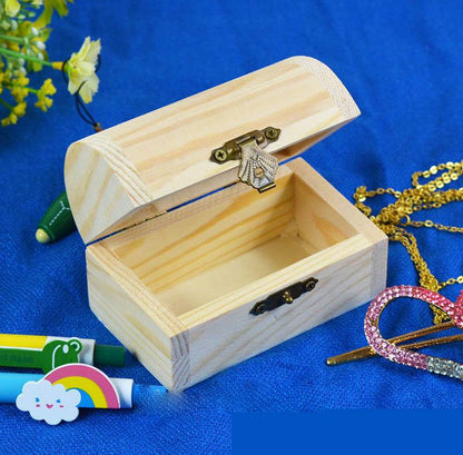 Beautifully wrapped gift ring jewelry box