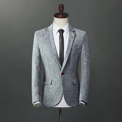 Men's slim suit in autumn and winter