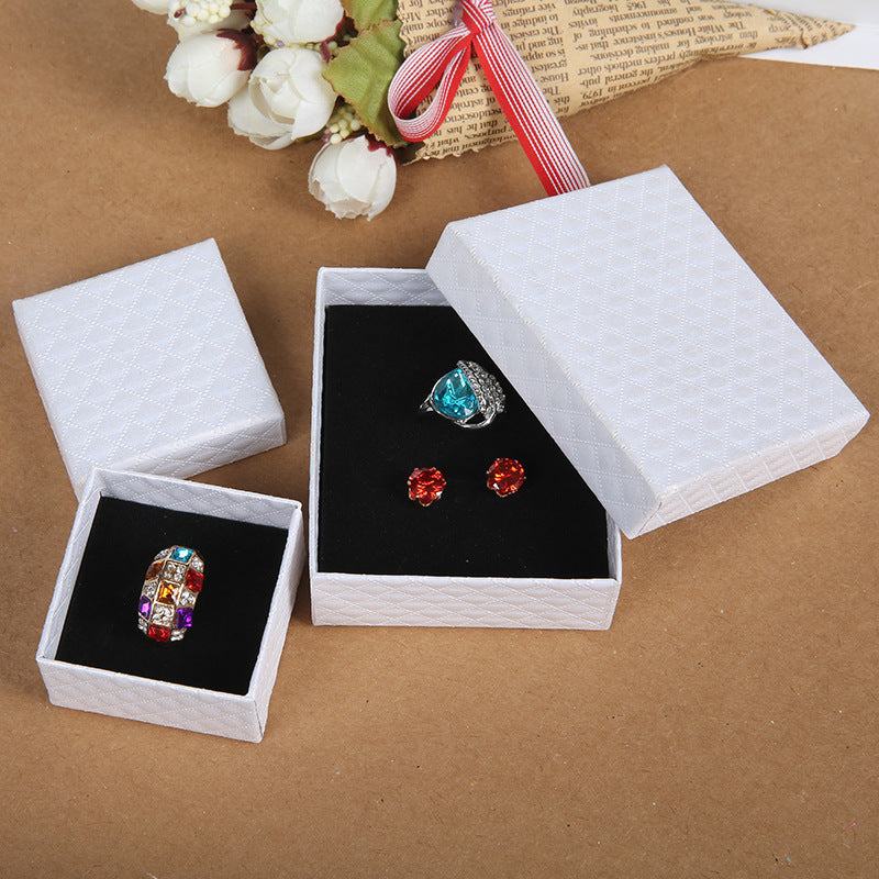 Spot wholesale multicolor ring box jewelry box pendant necklace set box jewelry box earrings small paper box