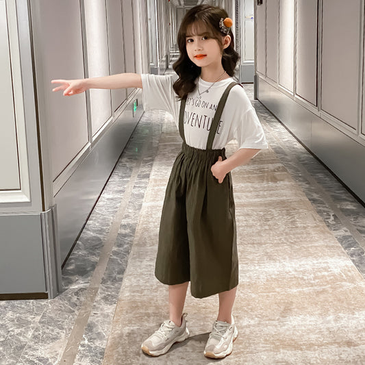 T-shirt, wide-leg pants, two-piece