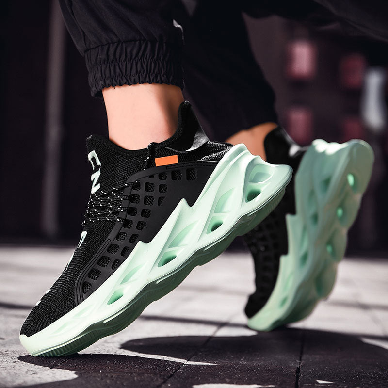 Men's plus size sports shoes