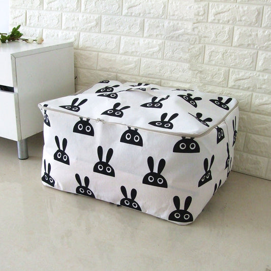 Portable clothes storage box