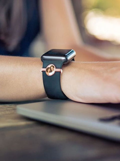 Smart Watch With Accessory Decorative Buckle