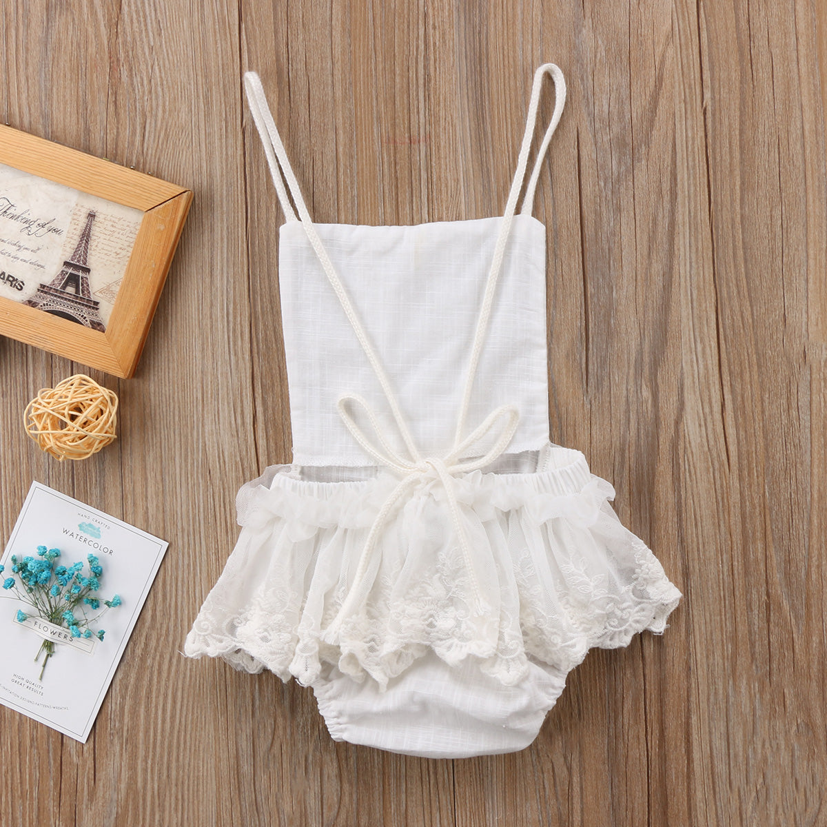 White embroidered lace tie