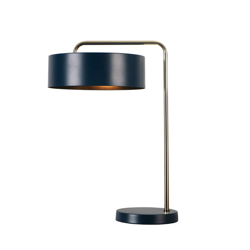 Nordic Simple Hardware Black Decorative Table Lamp