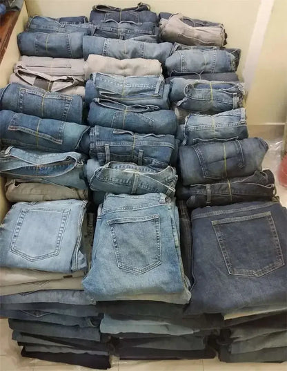 Chen   Inventory End Goods Wholesale Men's and Women Jeans Shorts Denim Skirt Jacket Used Clothes