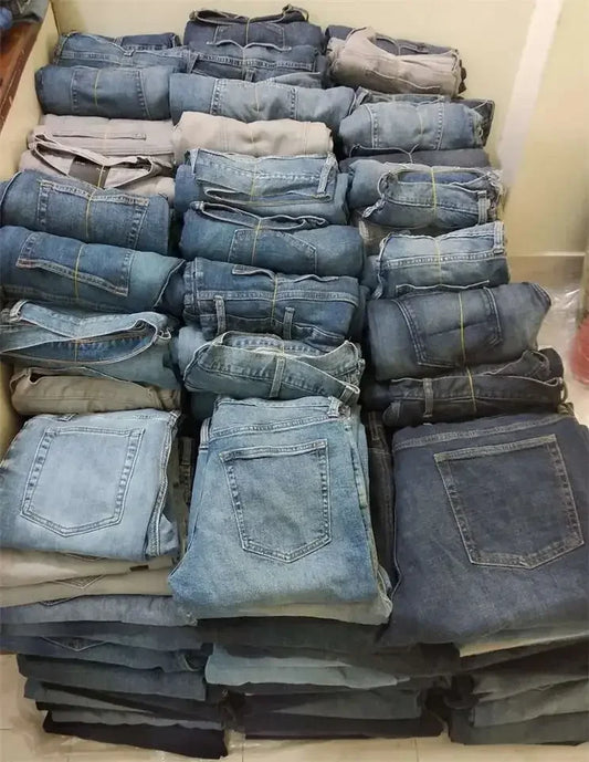 Chen   Inventory End Goods Wholesale Men's and Women Jeans Shorts Denim Skirt Jacket Used Clothes