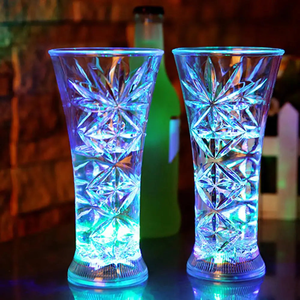 Hot Sales Snowflake LED Flashing Color Change Water Activated Light up Beer Whisky Cup Mug