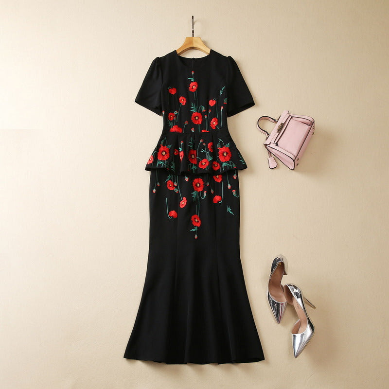 Exquisite Embroidered Flowers Umbrella-shaped Waist Slim Fit Dress