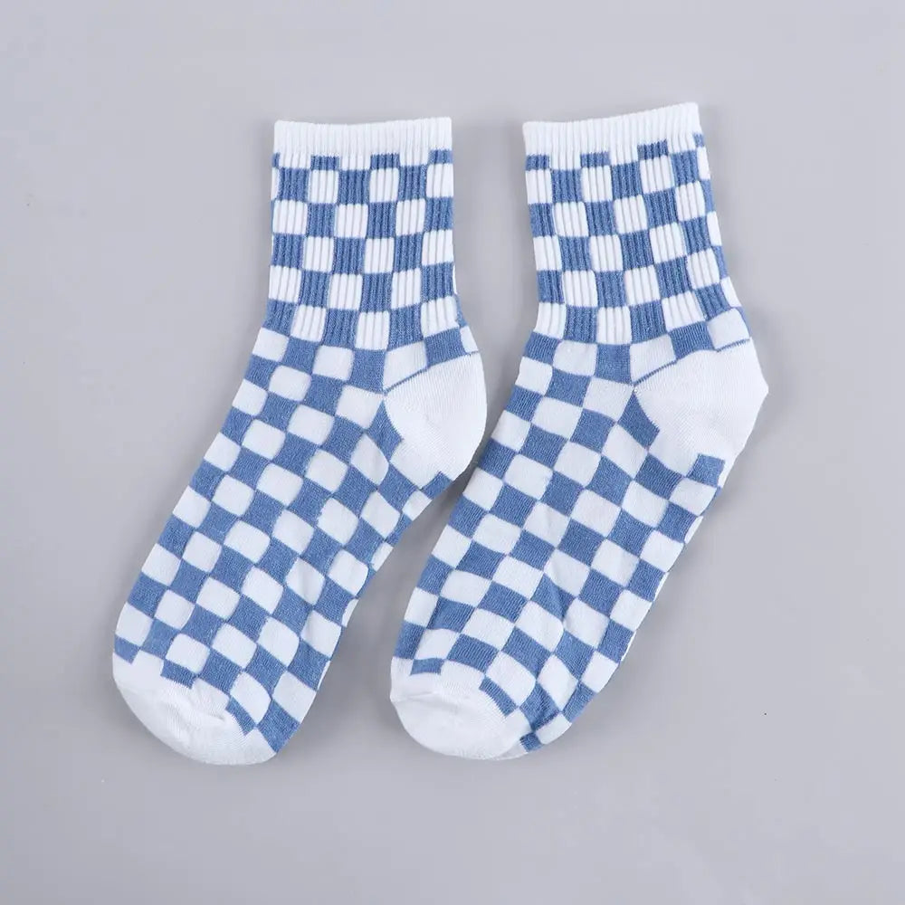 Comfortable Casual Fashion Autumn Cartoon Winter Cotton Sport Women Hosiery Middle Tube Socks Bear Socks Couple Socks