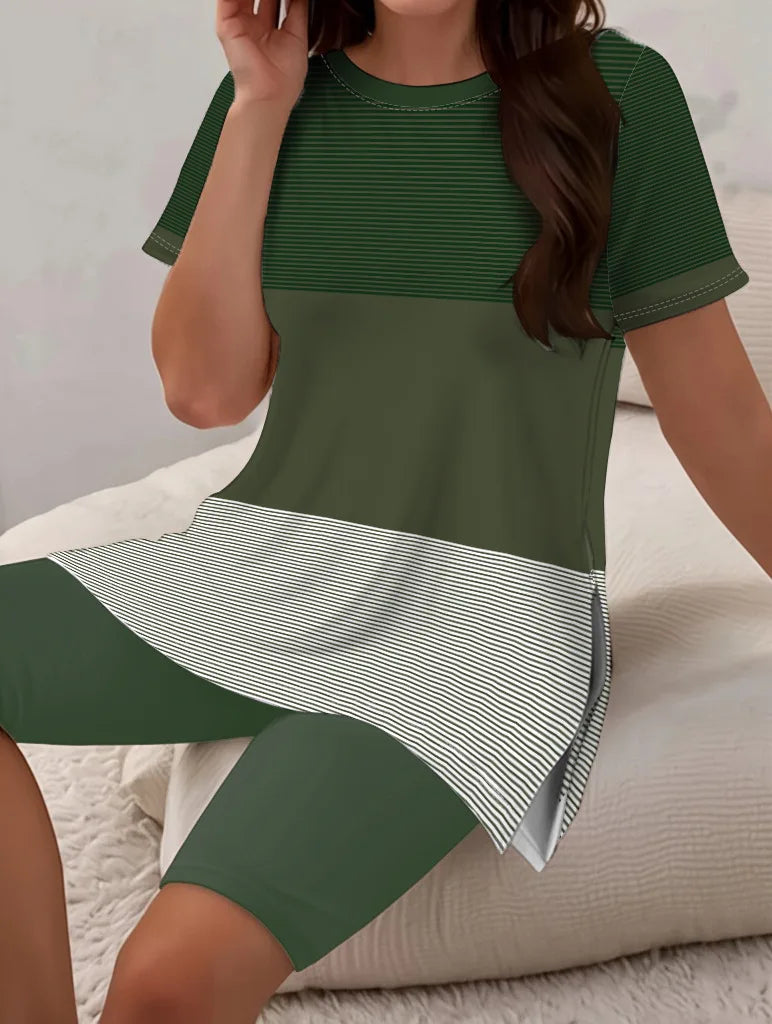 2025 Women New Slit Printed Top Round Neck T-shirt + Sports Shorts Fashionable Casual Women Sports Style Comfortable Shorts Suit