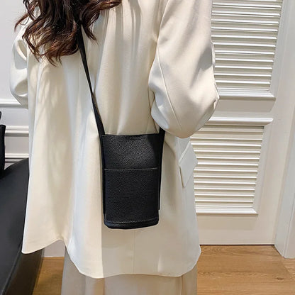 New Women Handbags Female Pu Leather Hasp Shoulder Bags Large Capacity Crossbody Bags for Women Solid Flap Portable Phone Purse