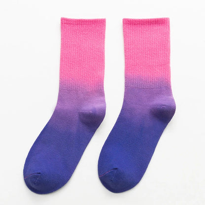 New Tie-Dye Gradient Color Crew Socks Mid-Calf Socks Unisex Fashion Daily Street Skateboard Socks Breathable Couple Sports Socks