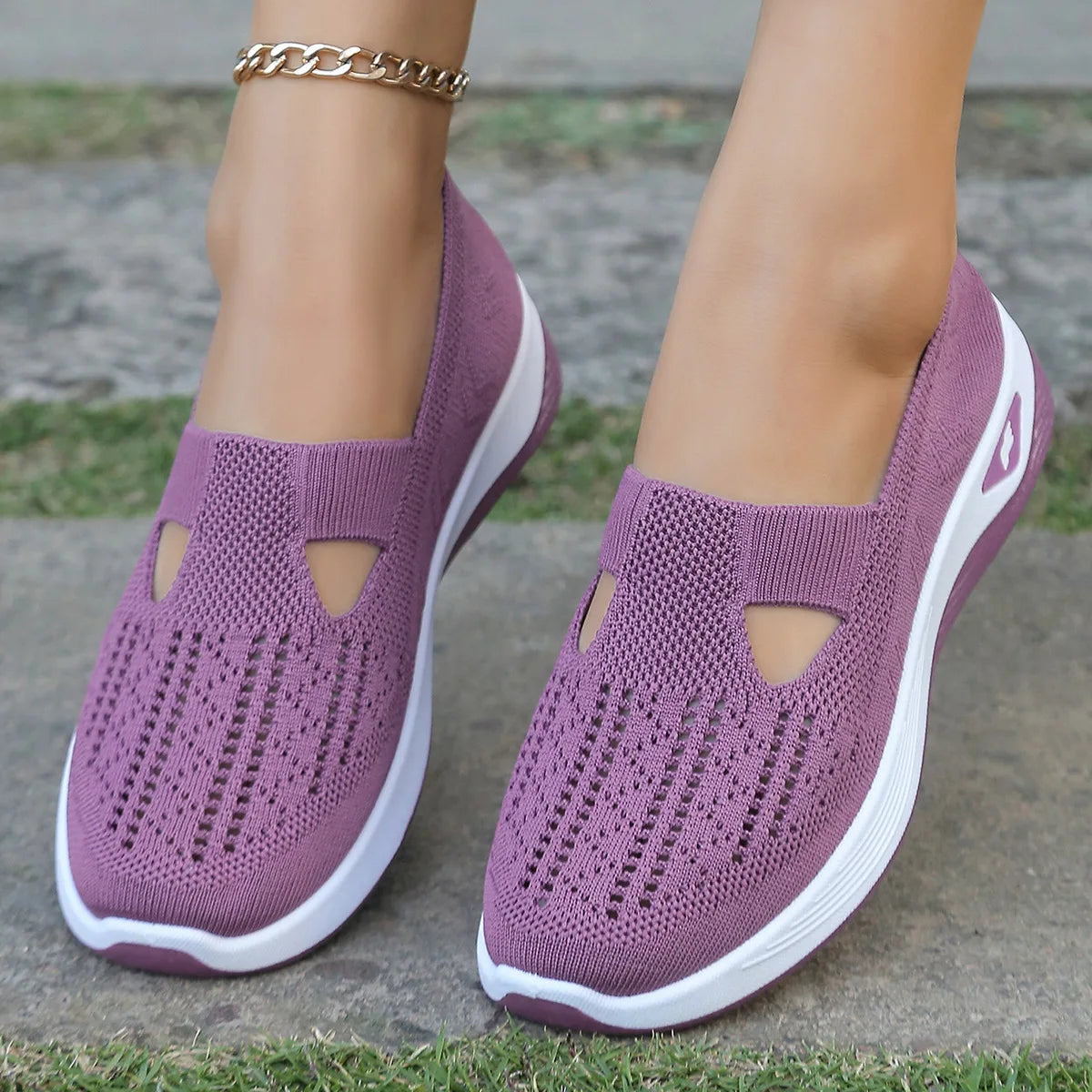 Spring New Women's Sports Shoes, Fashionable, Breathable, Lightweight, Non-slip, Wear-resistant, Casual Sports Shoes, Flat Shoes
