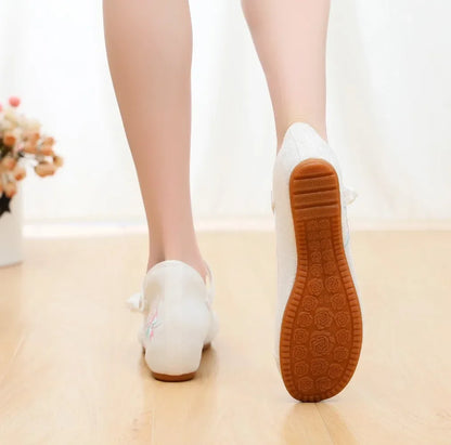 Fashion Ethnic Chinese Style Women Shoes Hanfu Single Canvas Zapatos Elegant Casual Vintage Woman Embroidered Cloth Shoes
