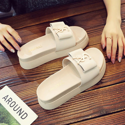 2025 Summer New Women's Fashion Letter Designer Sandals Casual Thick Bottom Round Toe Leather Beach Shoes Женские Сандалии