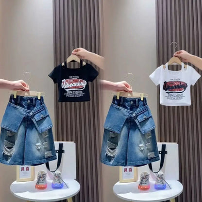 Girls' Set 2026New Mid sized Children's Short sleeved T-shirt Children's Fashionable Girls' Cowboy Five point Shorts 2 piece Set