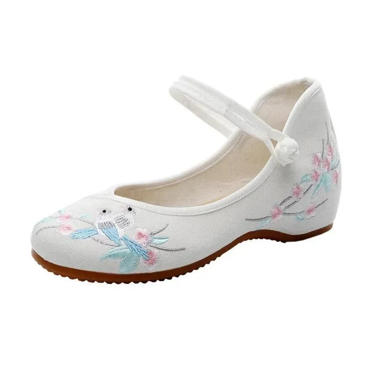 Fashion Ethnic Chinese Style Women Shoes Hanfu Single Canvas Zapatos Elegant Casual Vintage Woman Embroidered Cloth Shoes