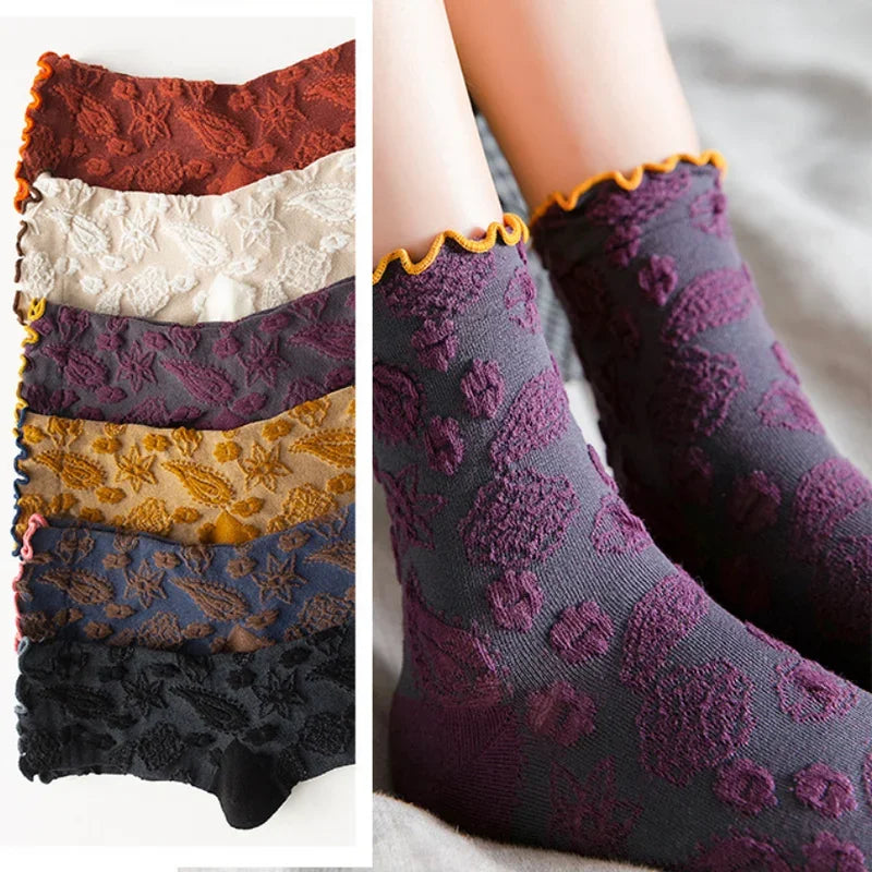 Harajuku Retro Vintage Frilly Ruffle Socks Women Korean Fashion Lace Flower Crew Socks Ethnic Japanese Kawaii Girls Cute Socks