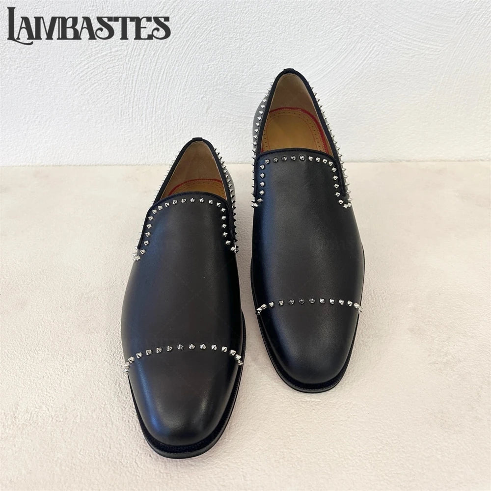 Trimmed Studded Leather Mens Loafers Metal Rivet Slip on Shoes Polished PU Leather Men's Formal Dress Shoes Customizable Colors