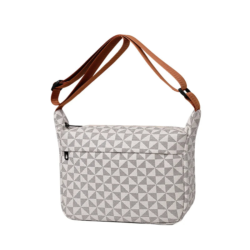 Neutral style bag with a combined design for men and women, suitable for travel. PU cross-body bag.