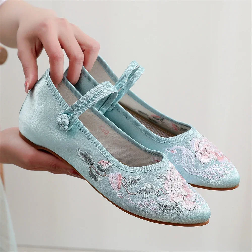 Fashion Ethnic Chinese Style Women Shoes Hanfu Single Canvas Zapatos Elegant Casual Vintage Woman Embroidered Cloth Shoes