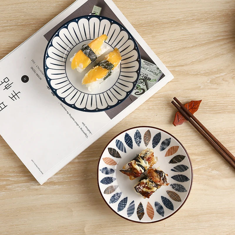 4-Piece Ceramic Plate，5.65in Simple Dipping Dishes.For Appetizers, Fruits, Desserts & Bone Spitting，Microwave & Dishwasher Safe