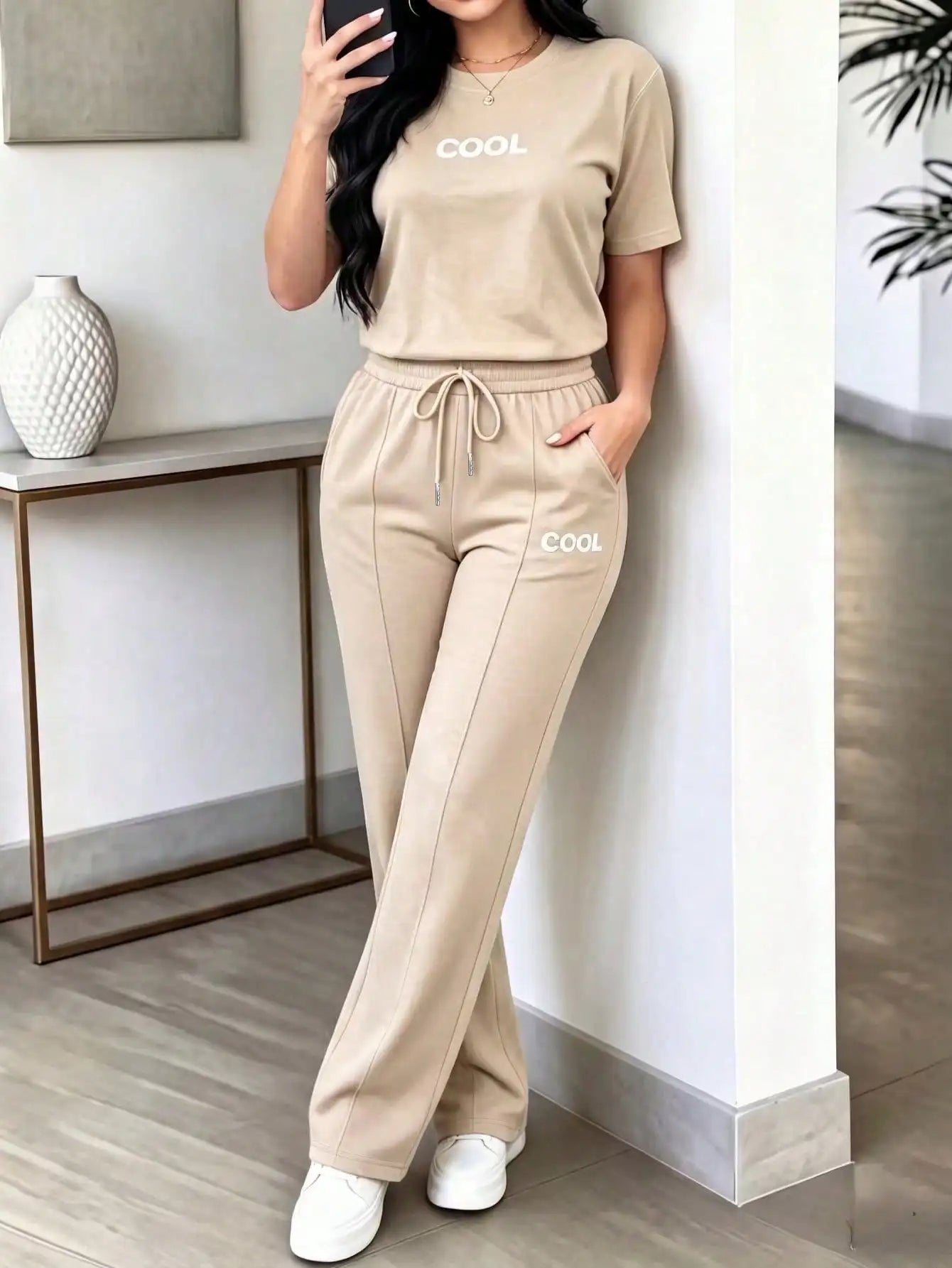 mer Women's New Style Set: Personalized Letter Print Round Neck Short Sleeve T-shirt with High-Waisted Drawstring Straight Pants Two-Piece Set