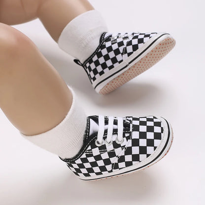2025 New Baby Canvas Sneakers Anti-slip Soft Plaid Baby Boy Girl Shoes Newborns First Walkers Infant Baby Unisex Casual Shoes