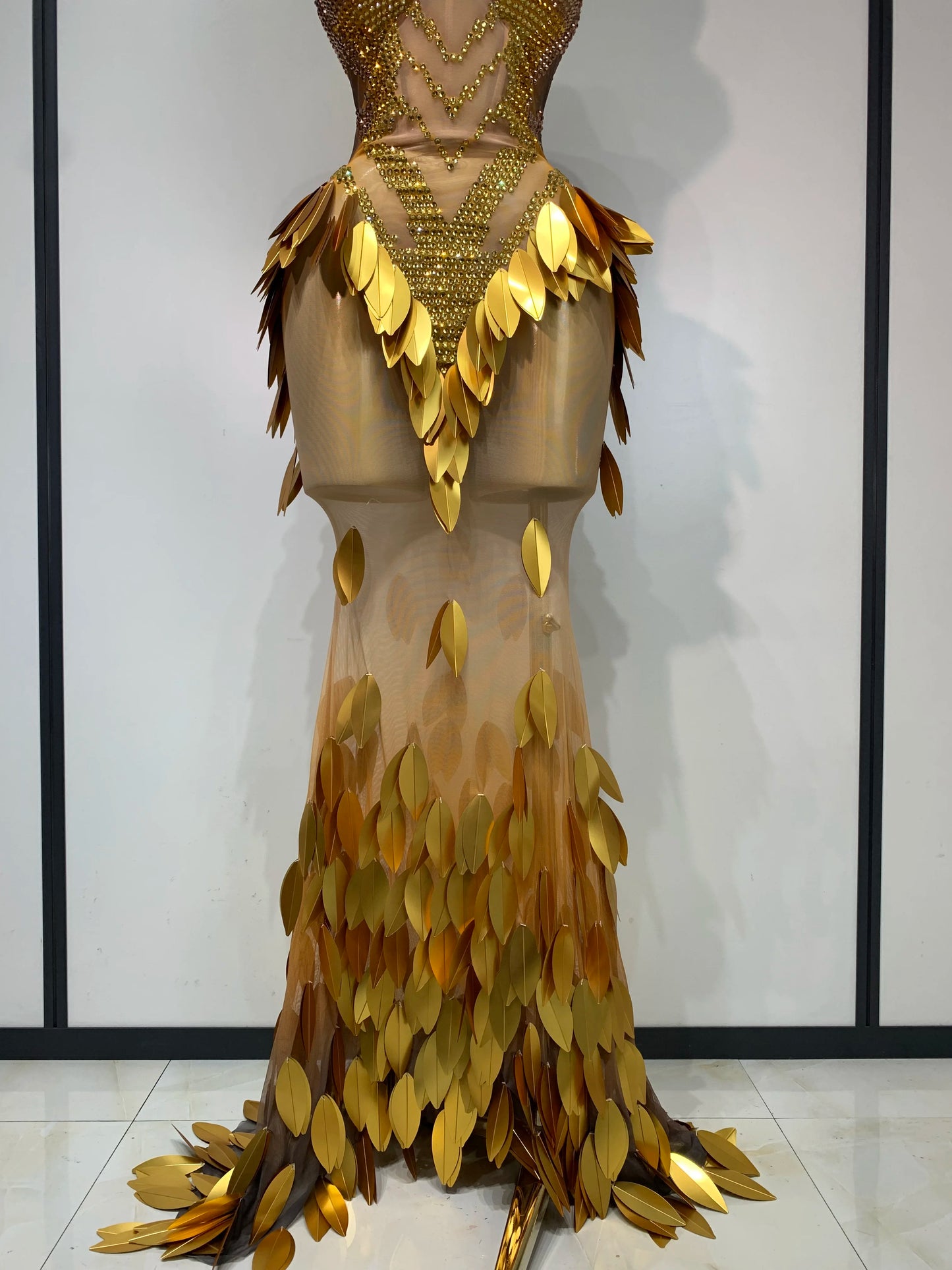 Women Sexy Strapless Mesh Maxi Long Dress Sparkly Gold Rhinestone Sequin Evening Party Gown Luxury Nightclub Birthday Prom Dress