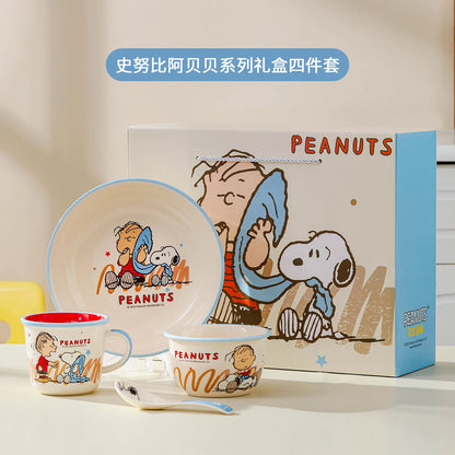 New 4Pcs Cute Cartoon Snoopy Ceramic Tableware Gift Box Set Cup Spoon Bowl Plate Heatable Beautiful Tableware Kid Birthday Gift