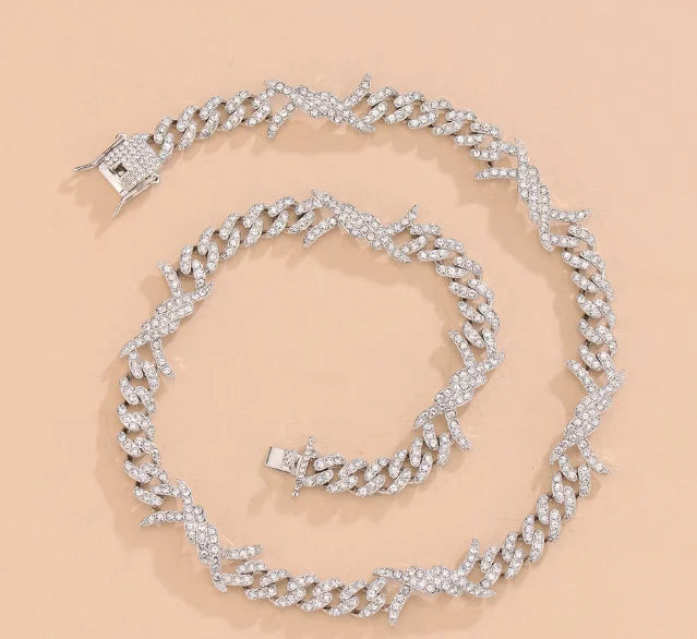 Interlocked Paved Curb Chain Choker Hip Hop Elegant European Style Women Dating Daily Sparkling Neck Accessories