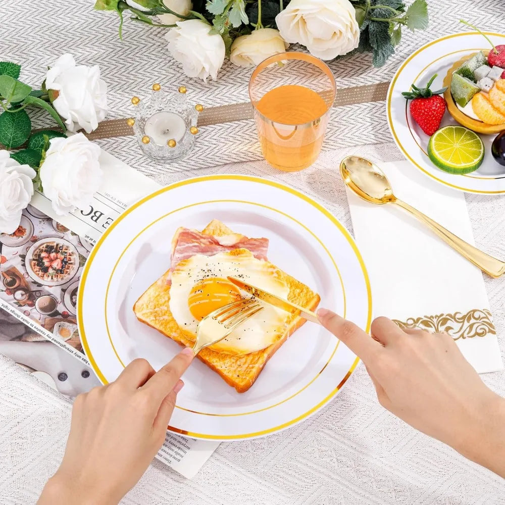 Supernal 800 Pcs Gold Plastic Dinnerware Set for 100 Guests Party Supplies