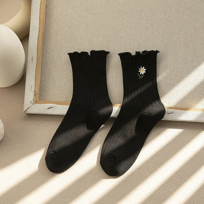New Women Socks Korean Style Flower Trend Casual Cotton Socks Girls Frilly Ruffle Cute Sweet Breathable Kawaii Crew Socks Girls