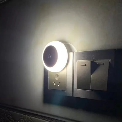 Intelligent Motion Sensor Night Light Auto On/Off Wireless Night Light LED Plug-in Wall Lamp Bedroom Bedside Lamp Home Lighting