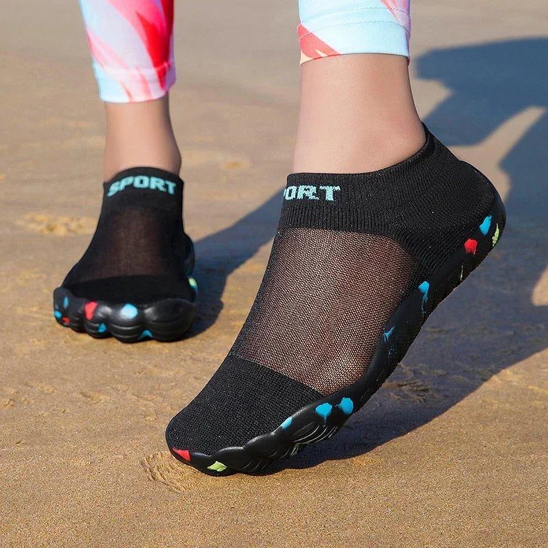 Aqua Shoes For Women Men Barefoot Water Shoes Anti-Slip Quick-Drying Outdoor Beach Upstream Wading Swimming Shoe Sneakers Unisex