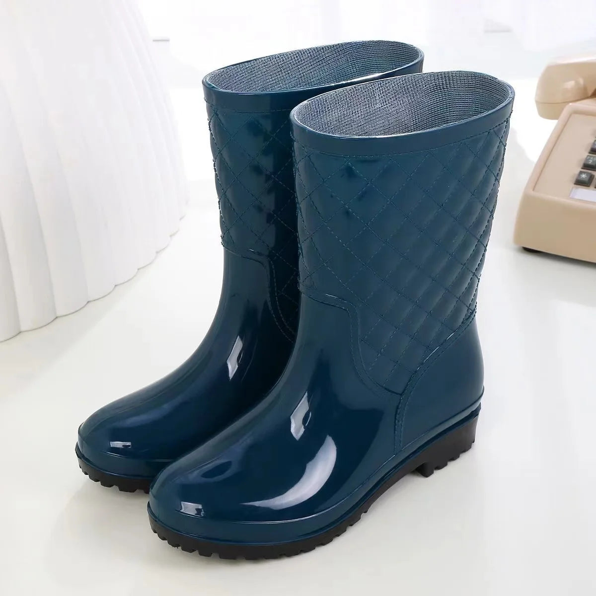 Fashionable and Minimalist Style Drawstring and Tight Mouth Waterproof and Anti-Slip Outdoor Work Women's Rain Boots
