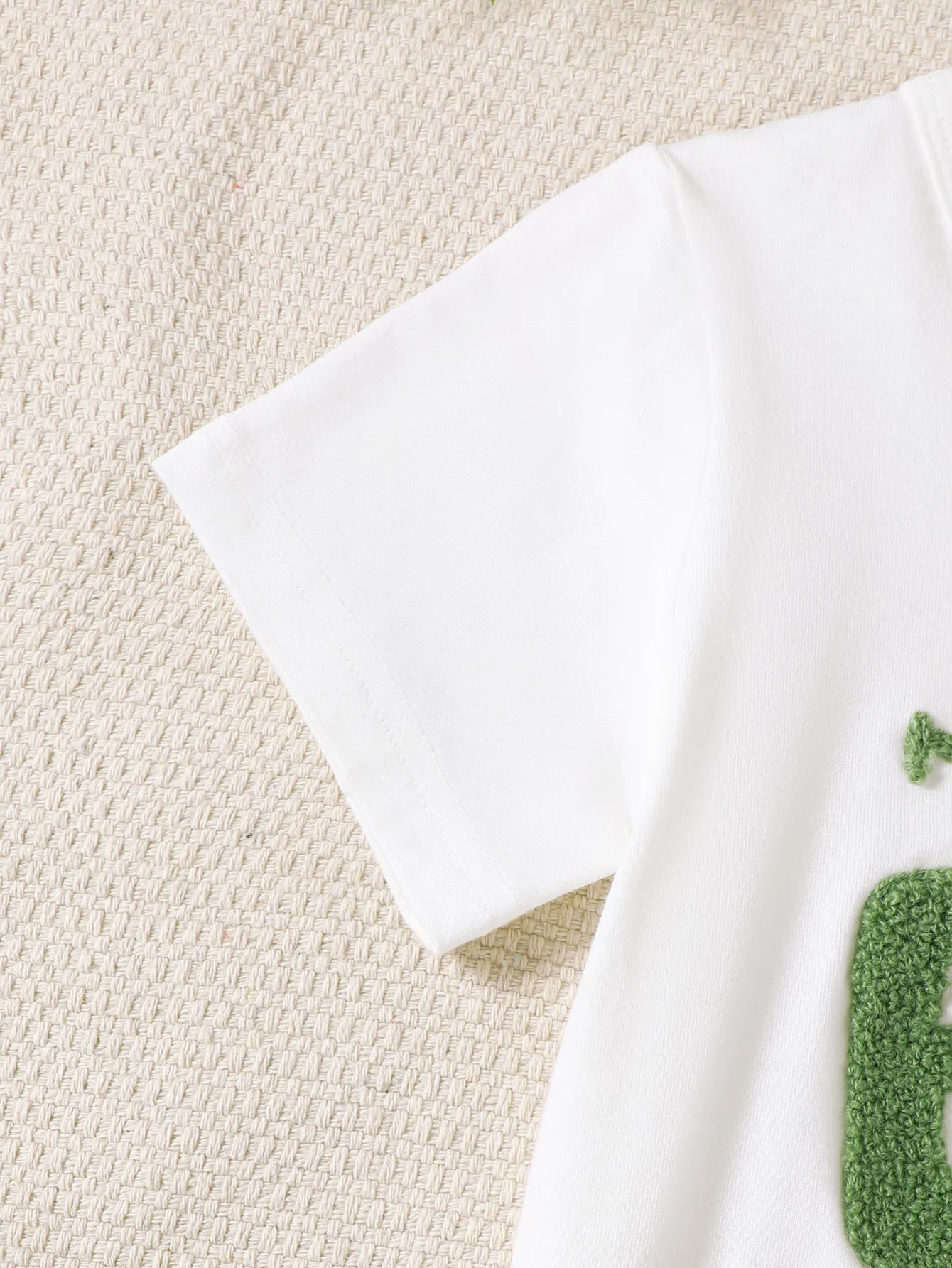 2Pcs Baby Boy Set Mom's Boy Letter Pattern Short Sleeve+Shorts Set Suitable for 0-3 Year Old Boys Summer Sports and Leisure Set