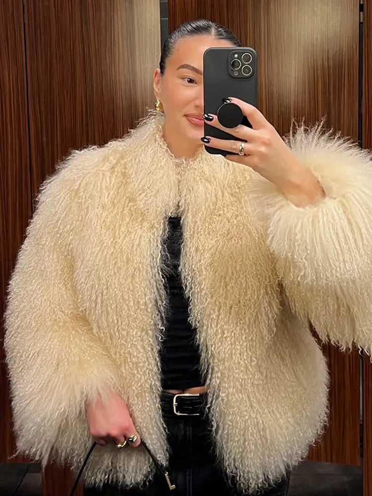 Elegant Green Faux Fur Short Jacket Women Chic Long Sleeve Loose Cardigan Jackets Lady 2025 Winter Daily Vacation Street Outwear