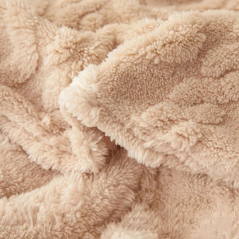 New Winter Coral Fleece Blankets Home Cozy Office Sofa Blanket Warm Nap Throw Blanket Travel Textile Fleece Thick Warm Blankets