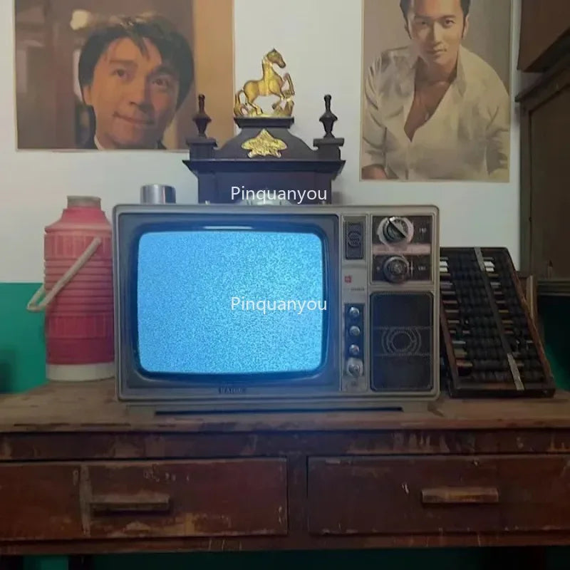 99% new Playable black and white TV vintage
