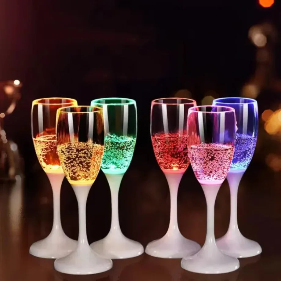 Colorful Flash Plastic Wine Cup 120ml LED Glowing Champagne Liquid Goblet, Wedding Banquet Bar Nightclub Party Supplies
