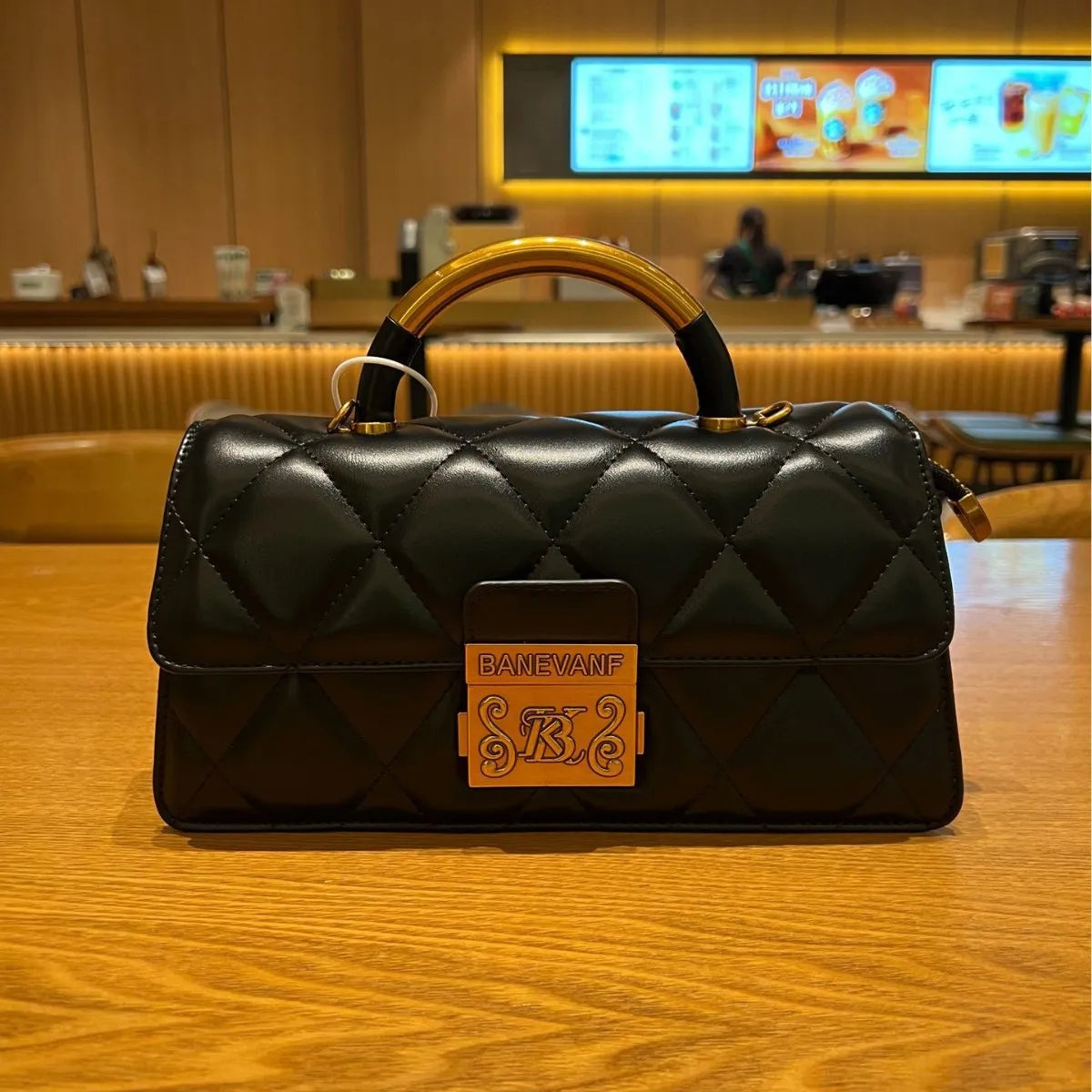 2025 New Large Capacity Diamond Grid Leather Handbag Women's Bag Crossbody Bag Elegant Sensation Single Shoulder Satchel